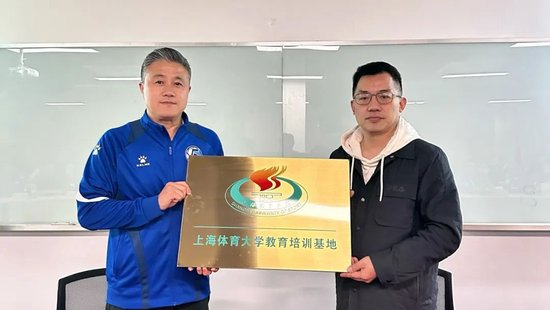 了解所以里面的消息更新十分迅速。