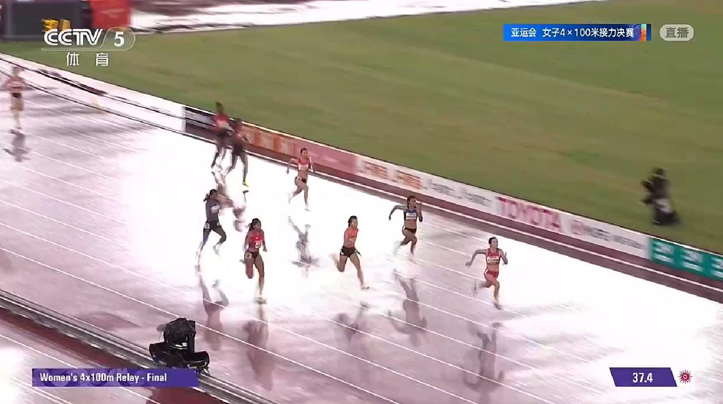 亚运会女子4x100米接力：中国队夺得金牌，泰国、日本分列二三